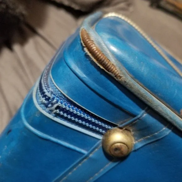 Blue Vintage Bowling Bag - Picture 5 of 11